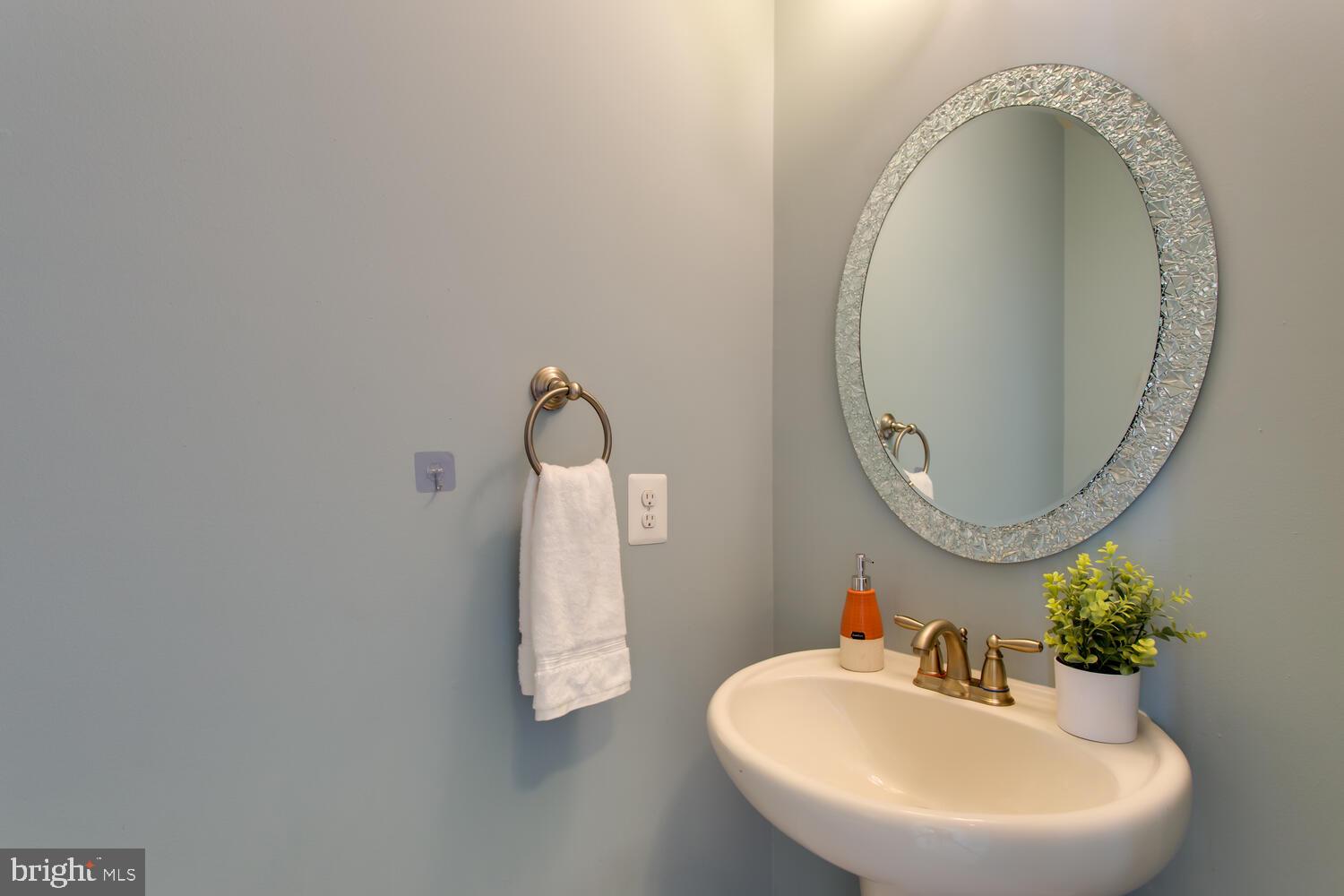 BROAD CREEK - Residential