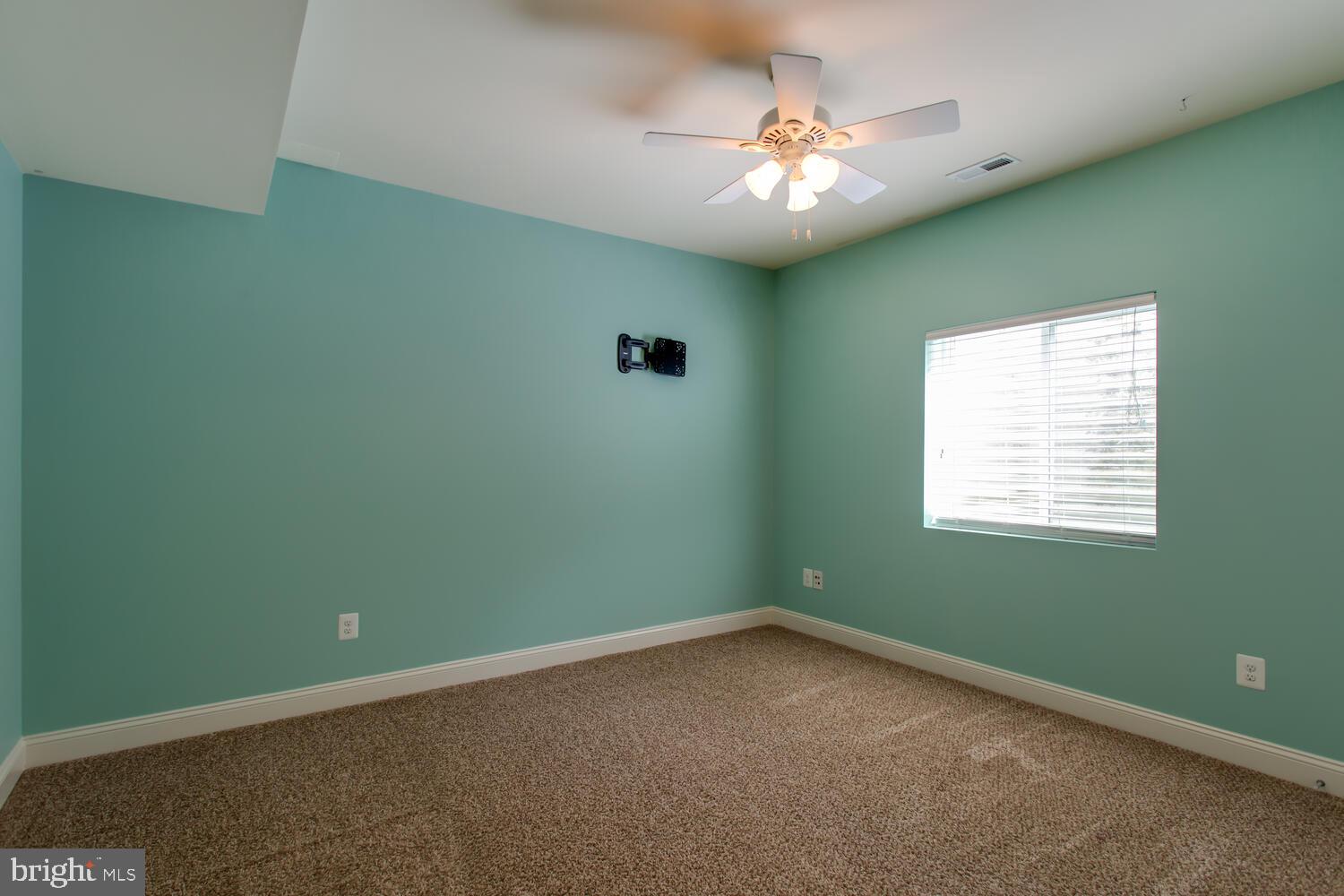 BROAD CREEK - Residential