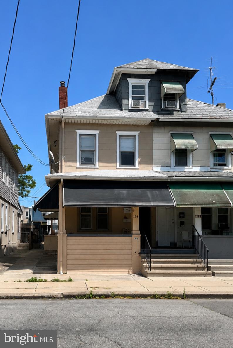 Photo 1 of 13 — 124 NASSAU STREET, TRENTON, NJ 08638