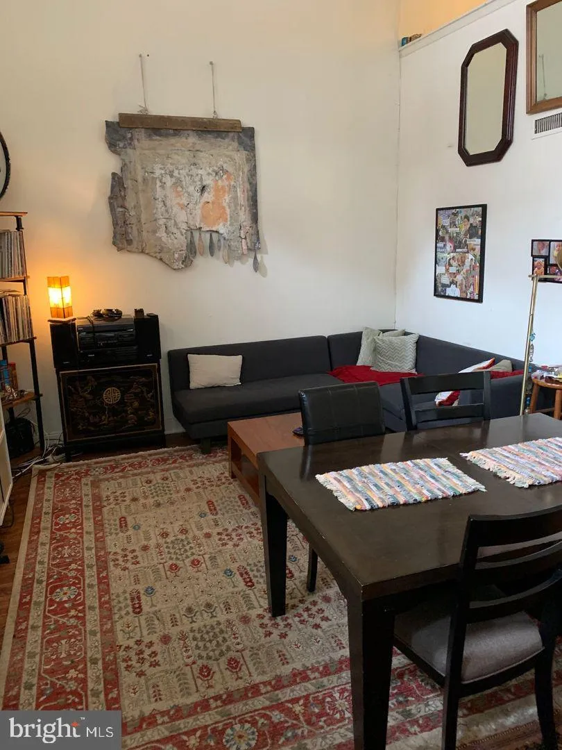 Philadelphia, Pennsylvania 19130, United States, 1 Bedroom Bedrooms, ,1 BathroomBathrooms,Residential,Active,88802