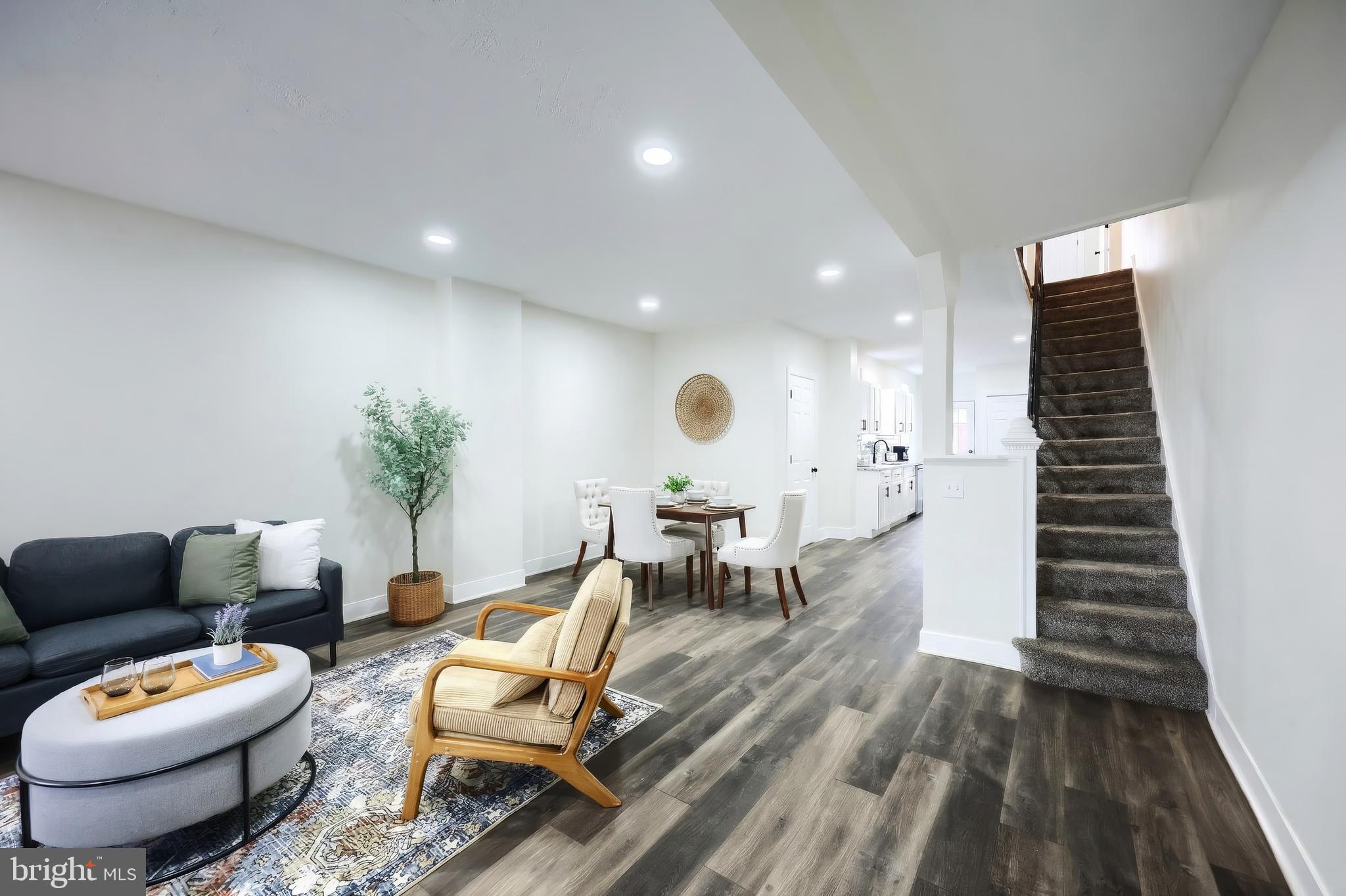 442 E PROSPECT STREET