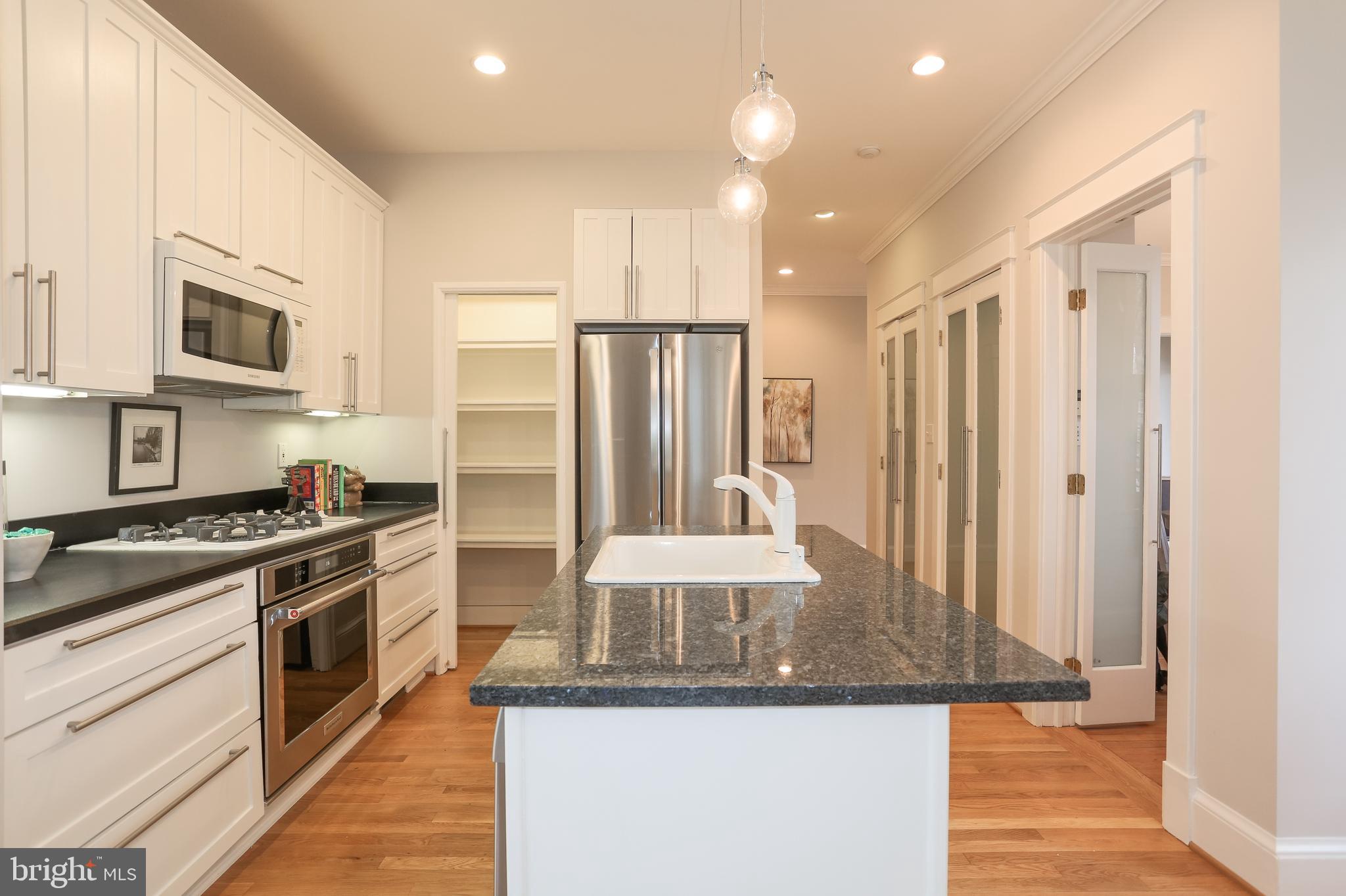 ASHTON HEIGHTS - Residential