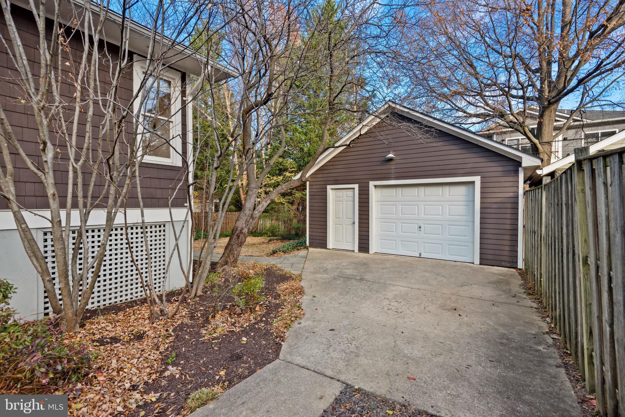 ASHTON HEIGHTS - Residential