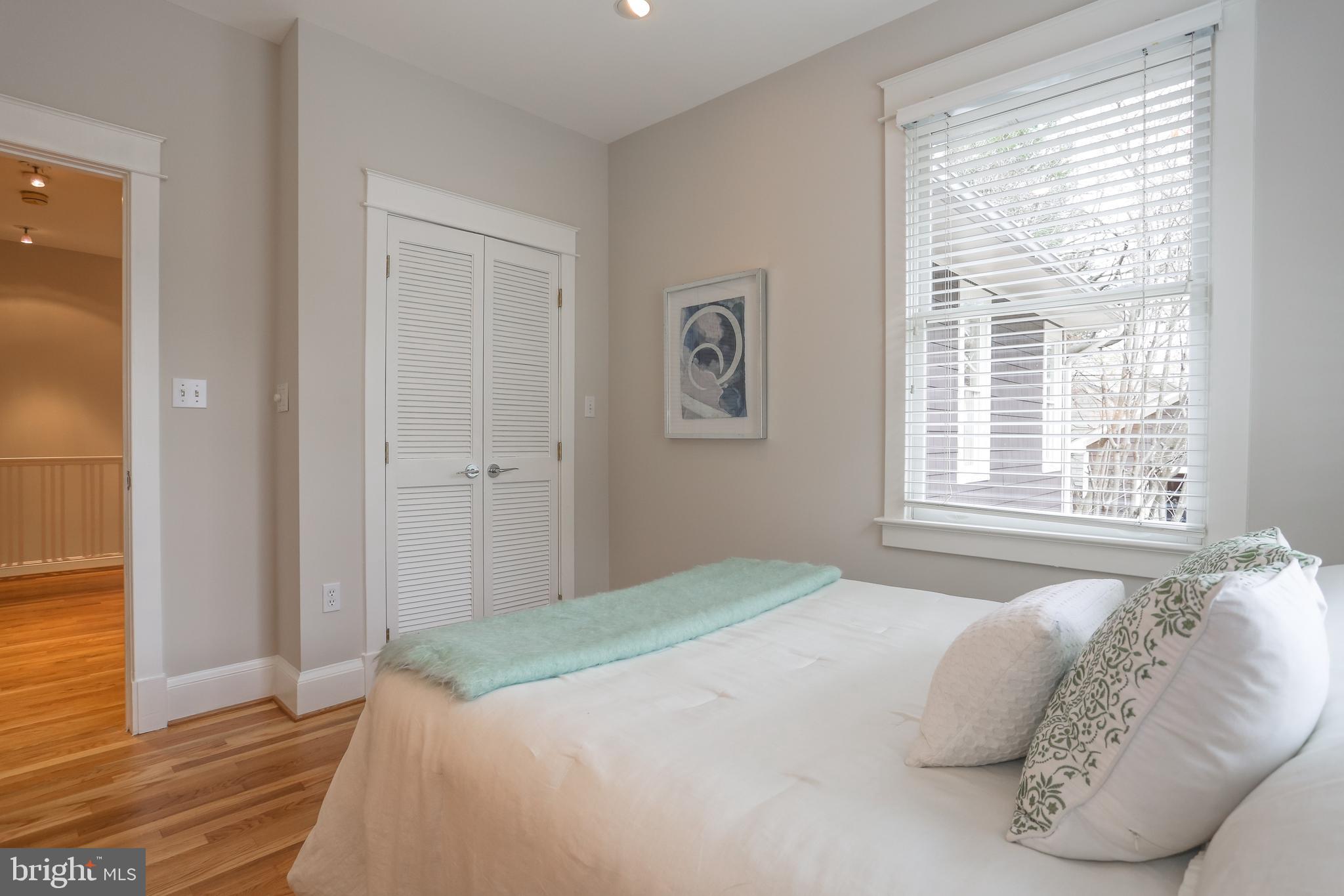 ASHTON HEIGHTS - Residential