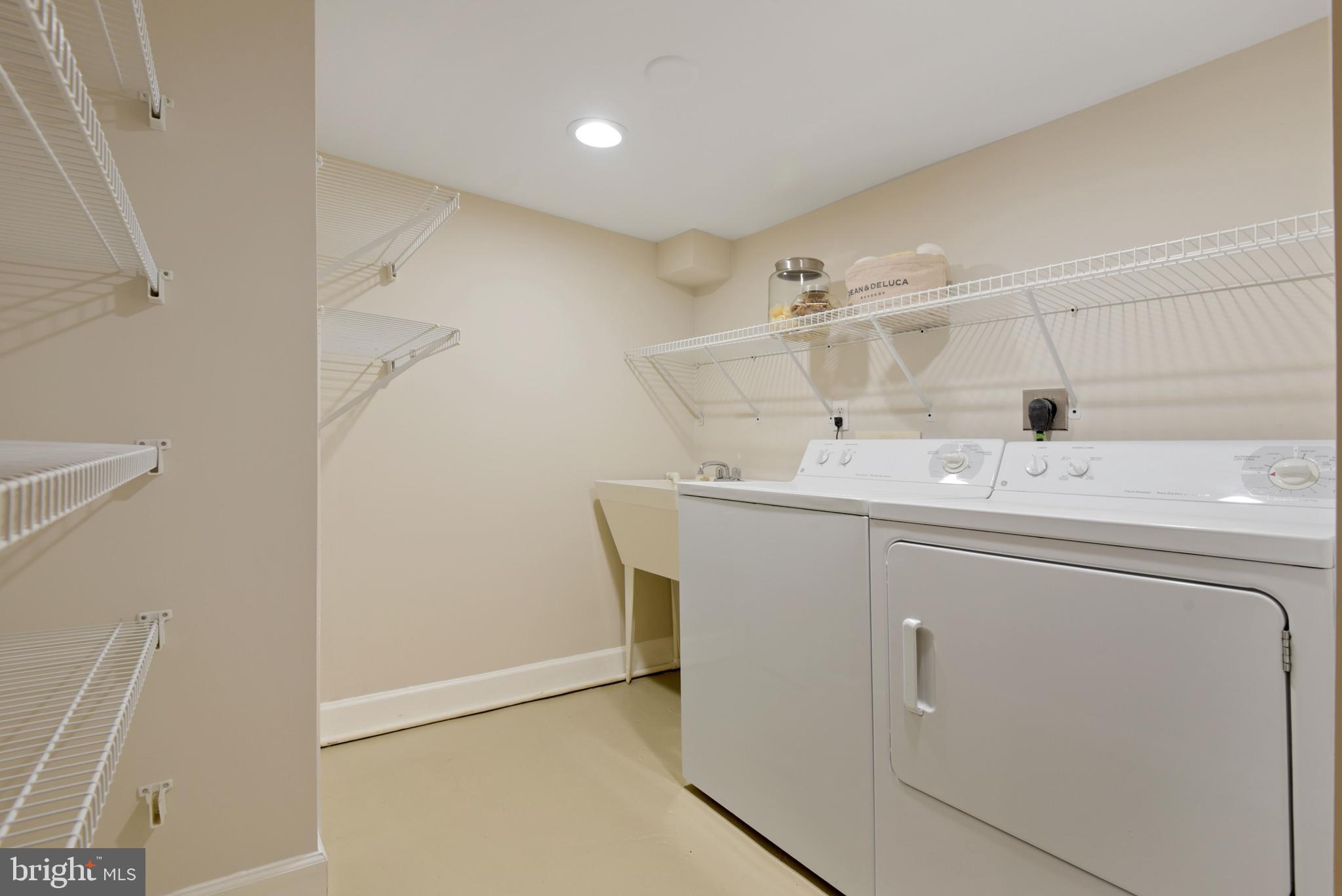 ASHTON HEIGHTS - Residential