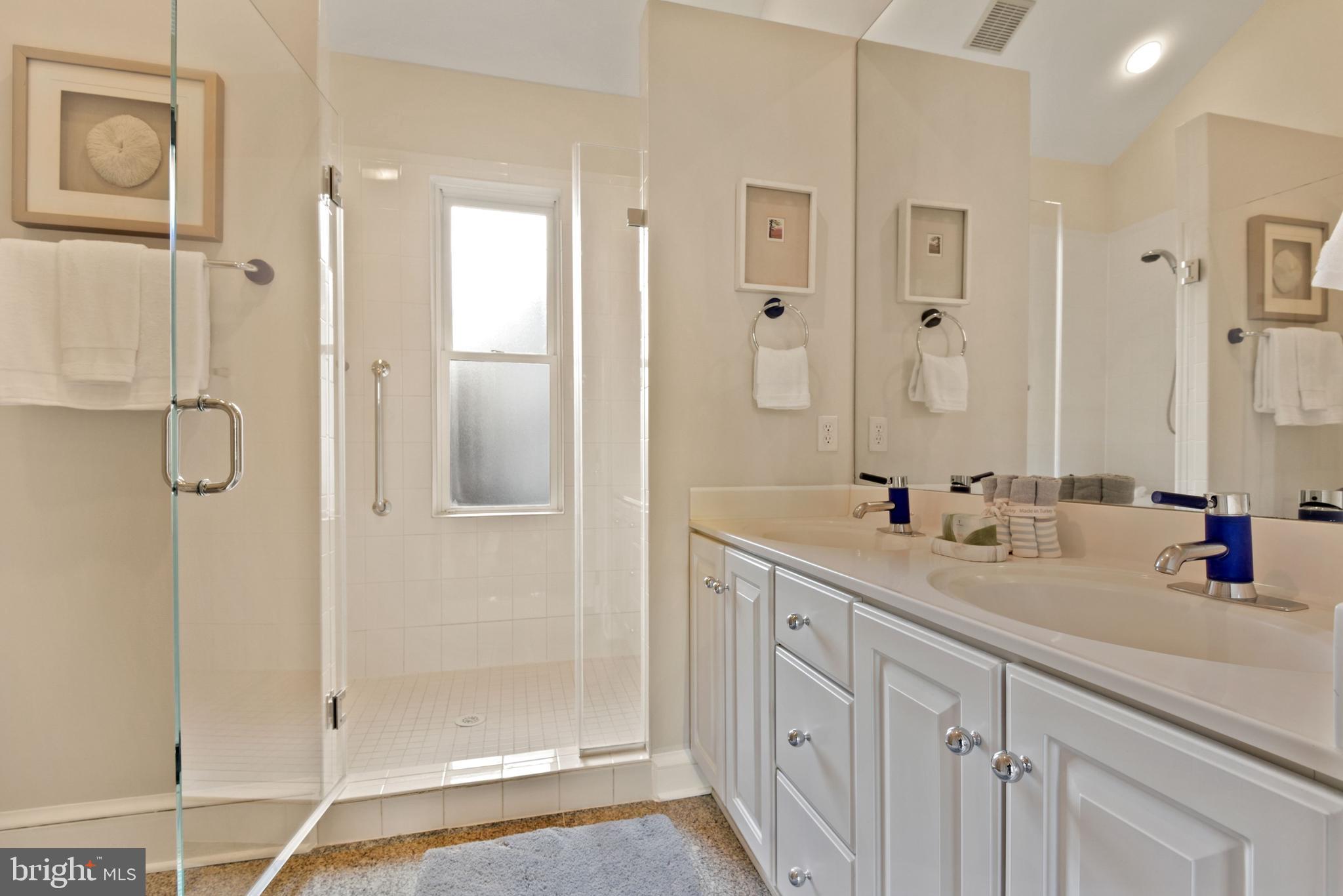 ASHTON HEIGHTS - Residential