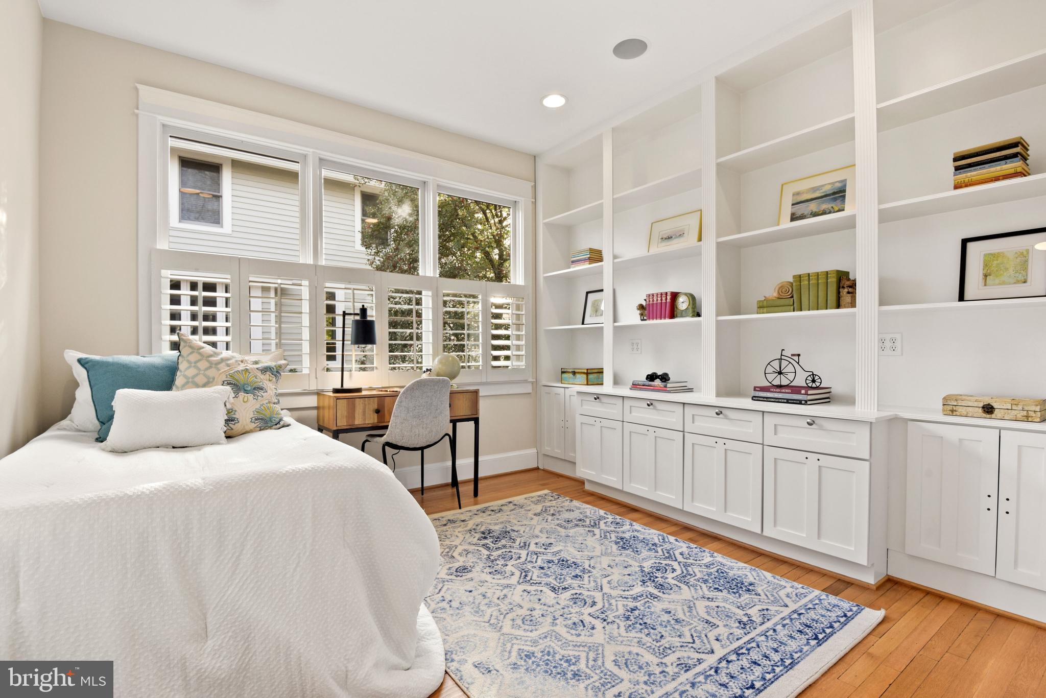 ASHTON HEIGHTS - Residential