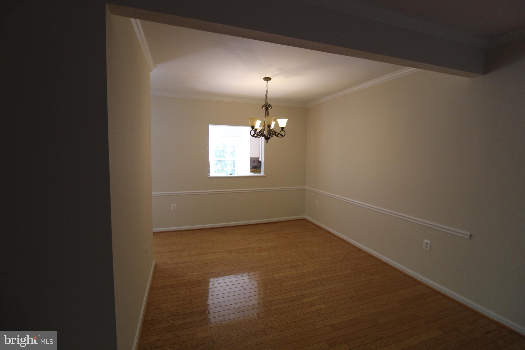 ASHBURN FARM - Residential Lease