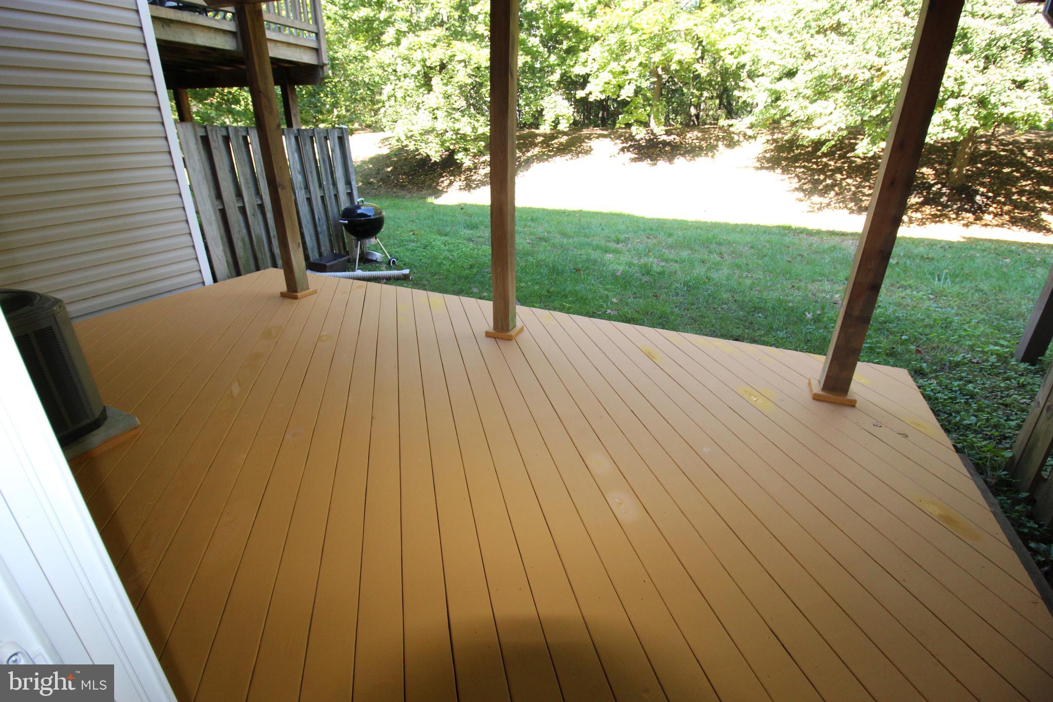 ASHBURN FARM - Residential Lease