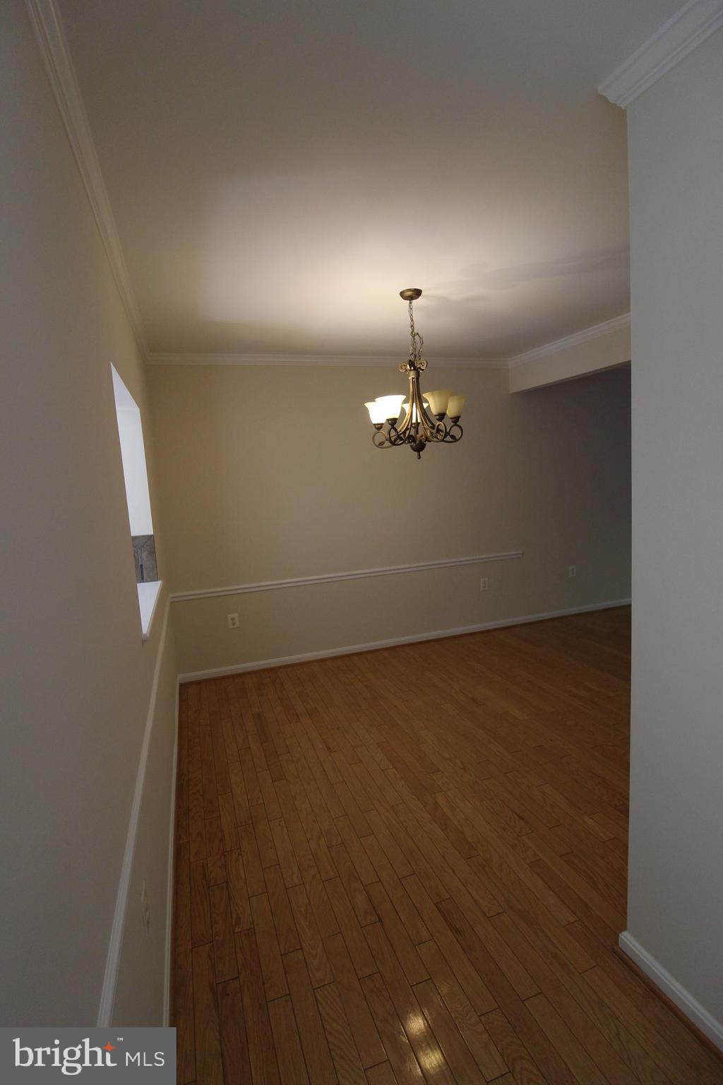 ASHBURN FARM - Residential Lease