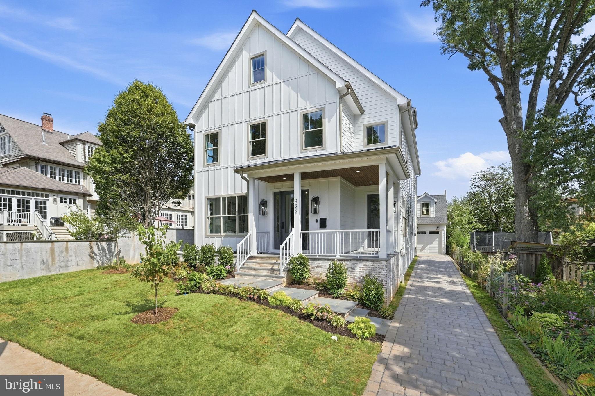 423 N EDGEWOOD STREET