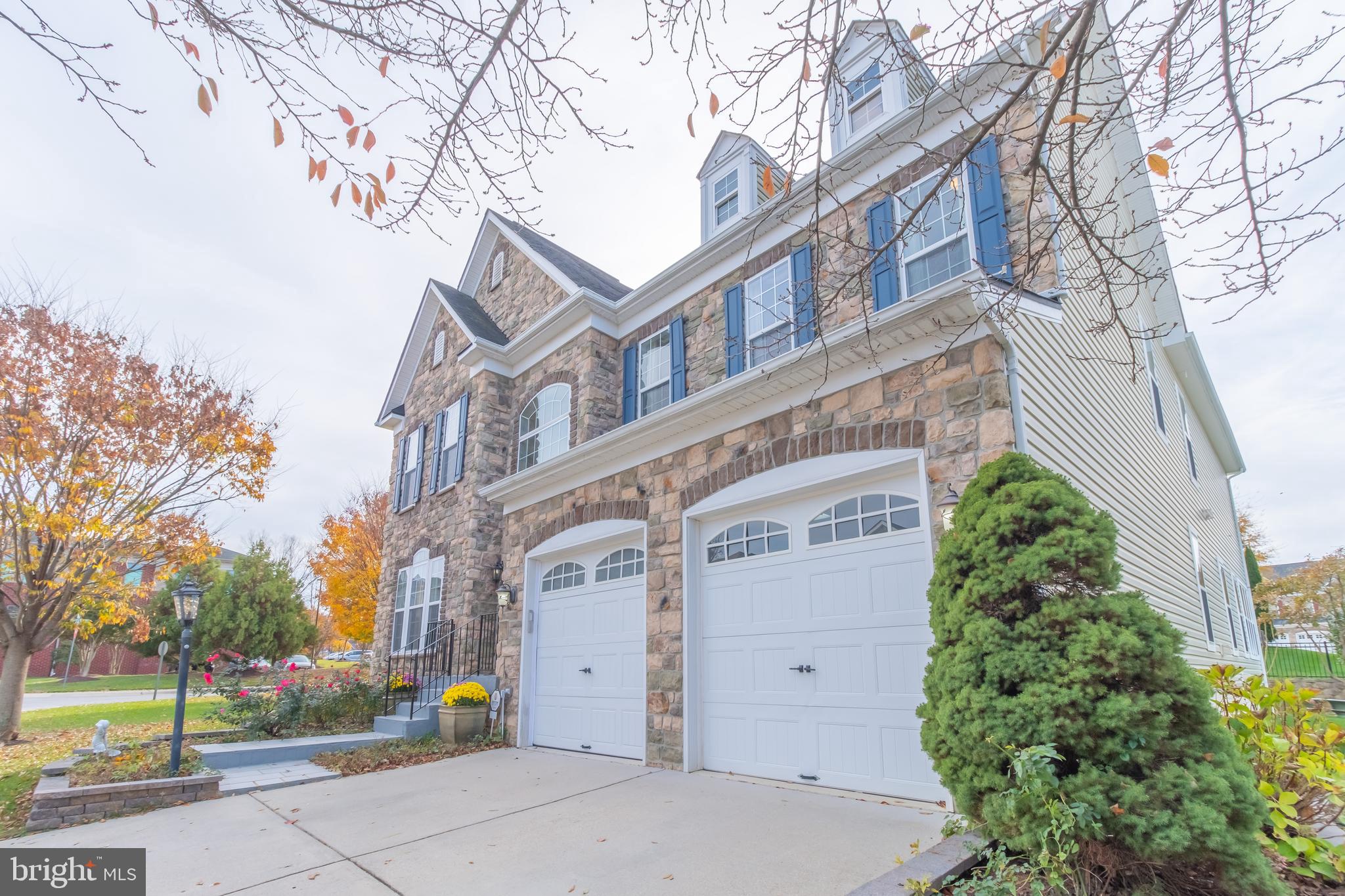 MONTICELLO - Residential