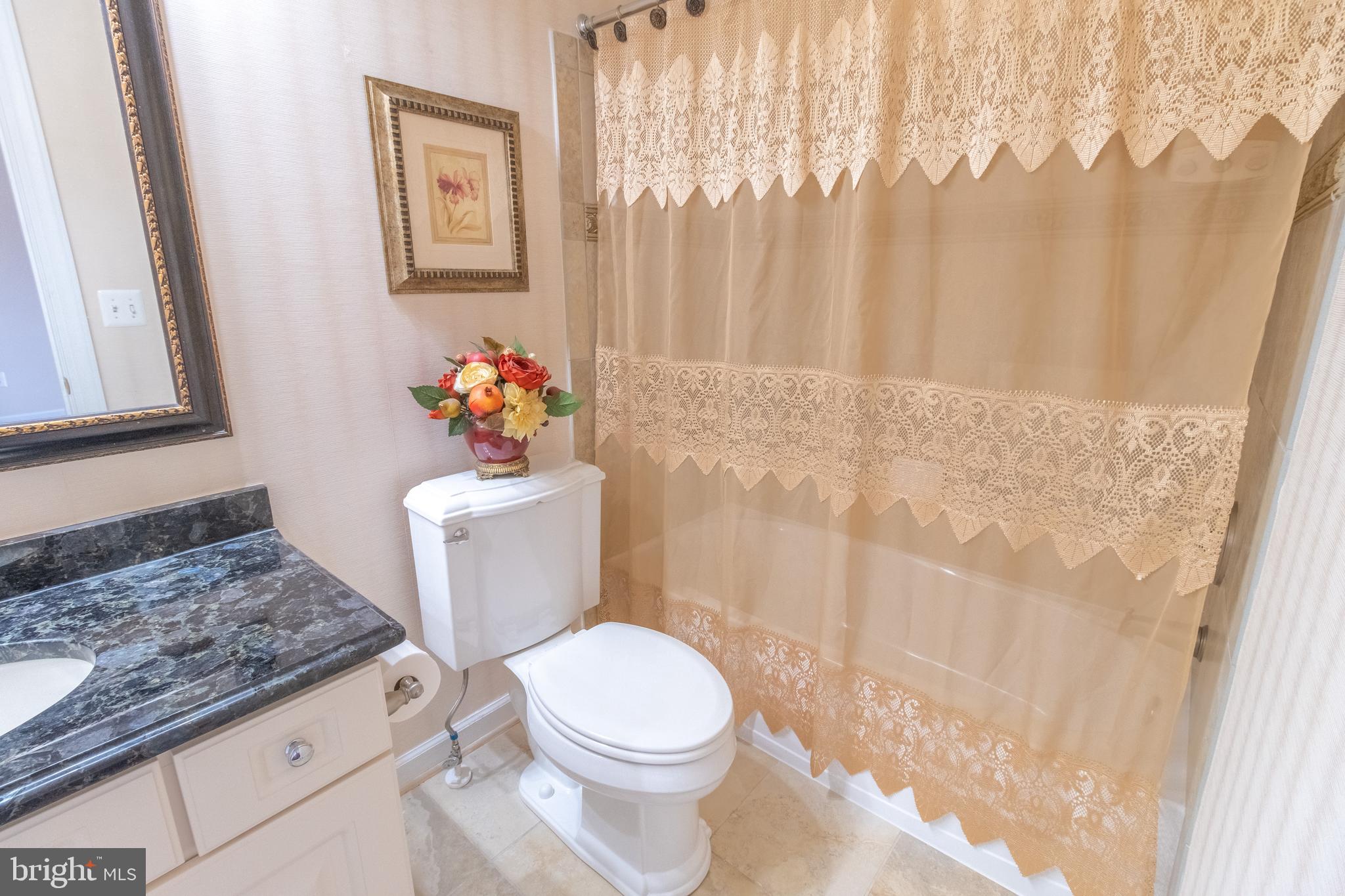 MONTICELLO - Residential