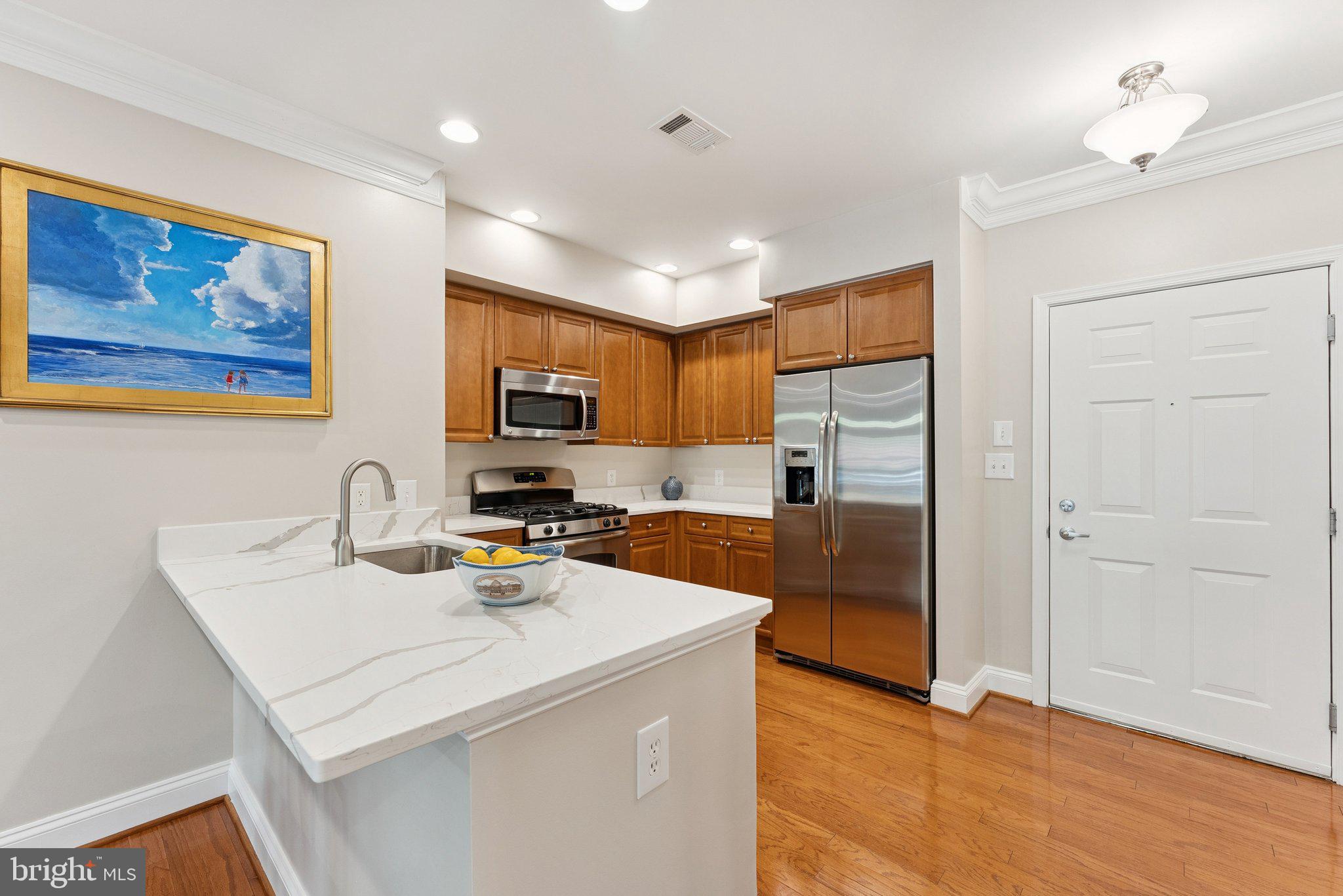 1115 CAMERON STREET 118