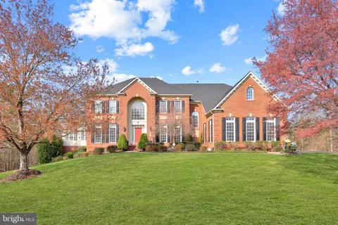 42474 Iron Bit Place, Chantilly, VA MLS: VALO2090932
