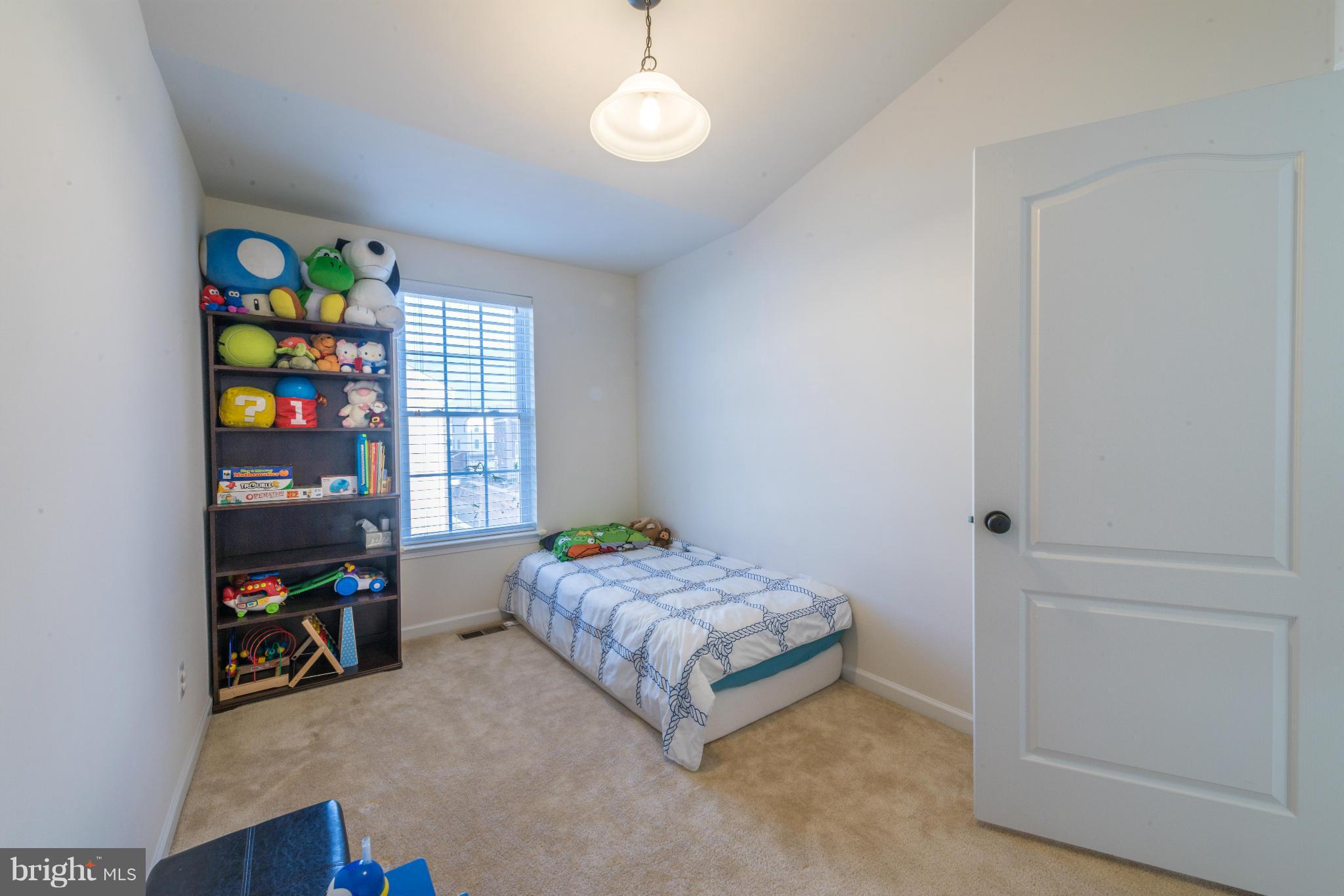 AMBERLEA AT SOUTH RIDING - Residential Lease