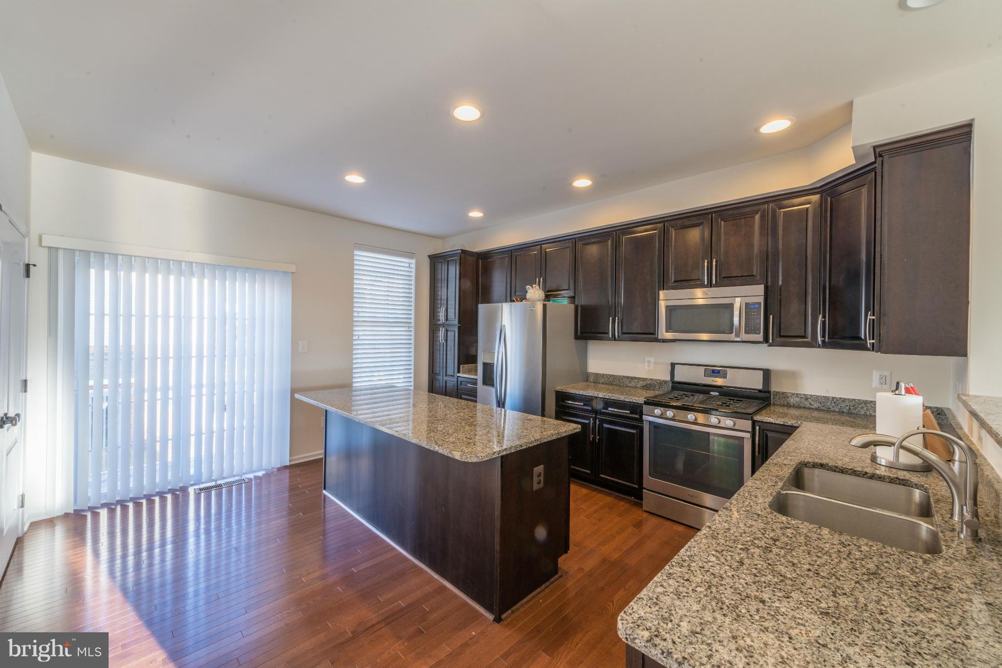 AMBERLEA AT SOUTH RIDING - Residential Lease