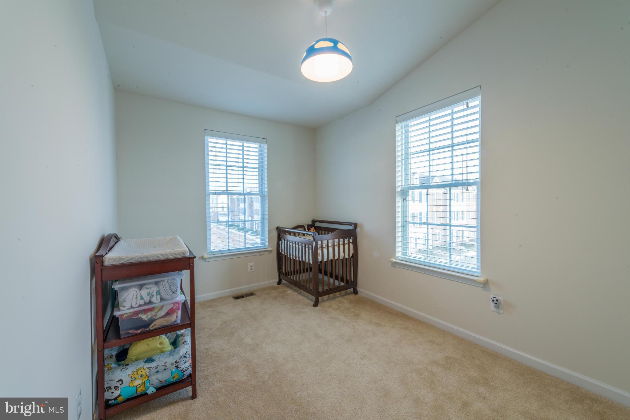 AMBERLEA AT SOUTH RIDING - Residential Lease