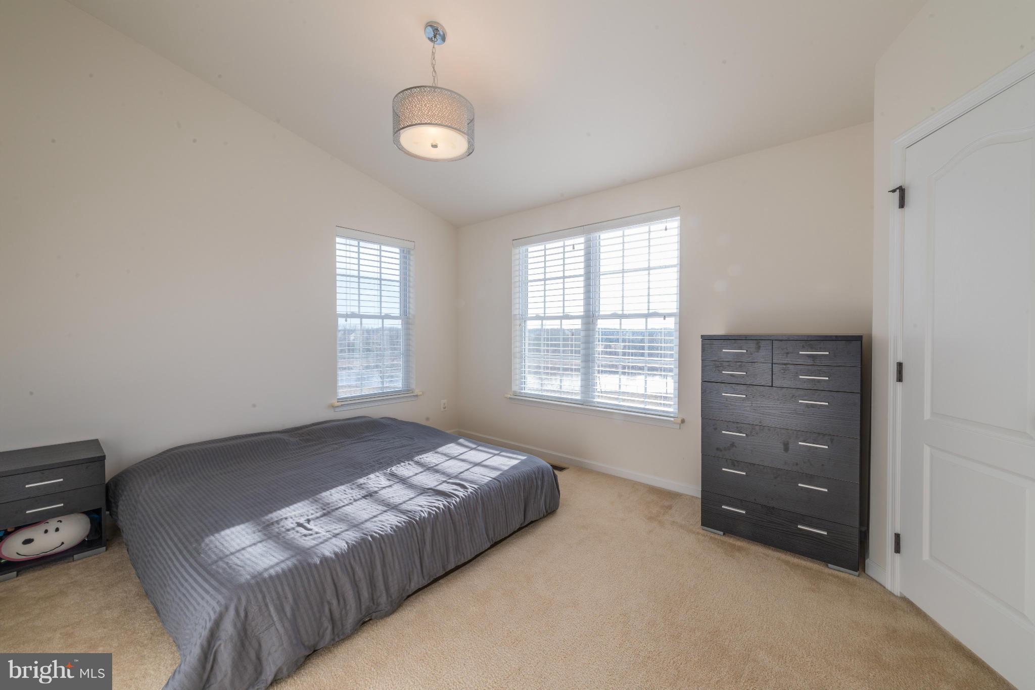 AMBERLEA AT SOUTH RIDING - Residential Lease