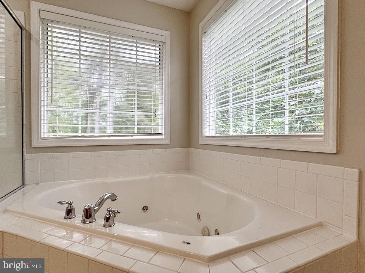 CHATHAM  VILLAGE - Residential