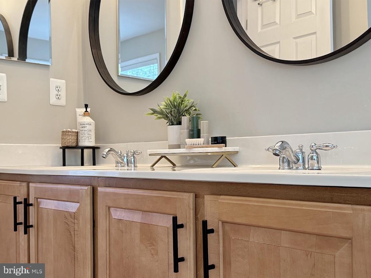 CHATHAM  VILLAGE - Residential