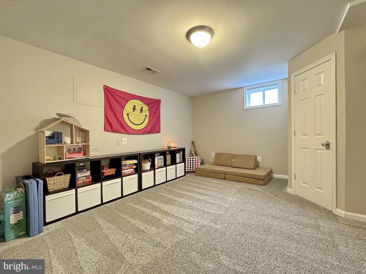 CHATHAM  VILLAGE - Residential