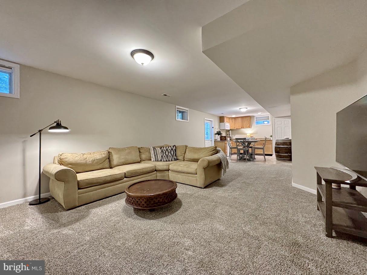 CHATHAM  VILLAGE - Residential