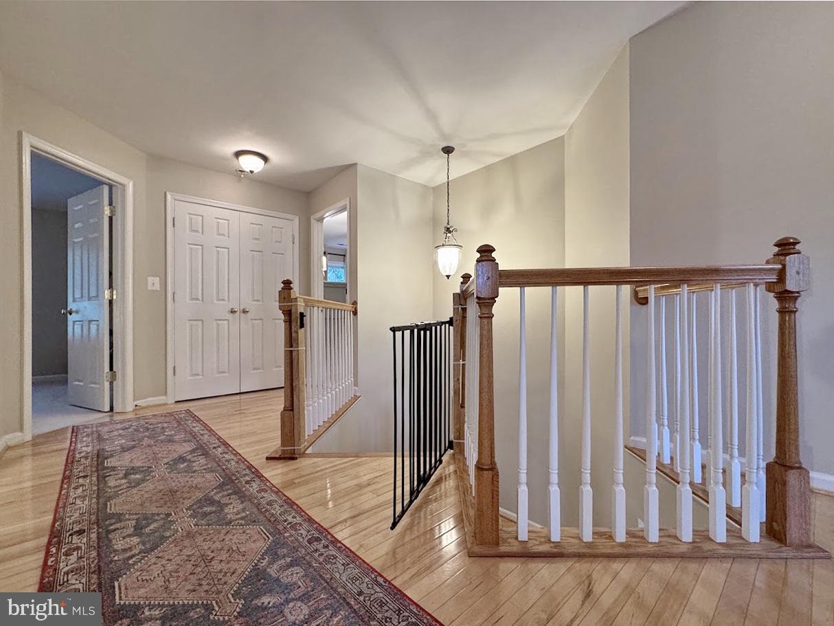 CHATHAM  VILLAGE - Residential