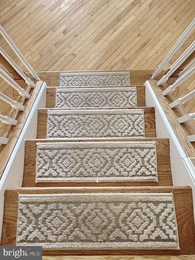 CHATHAM  VILLAGE - Residential