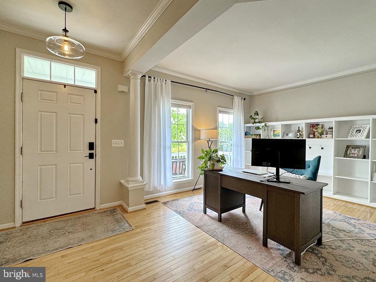 CHATHAM  VILLAGE - Residential