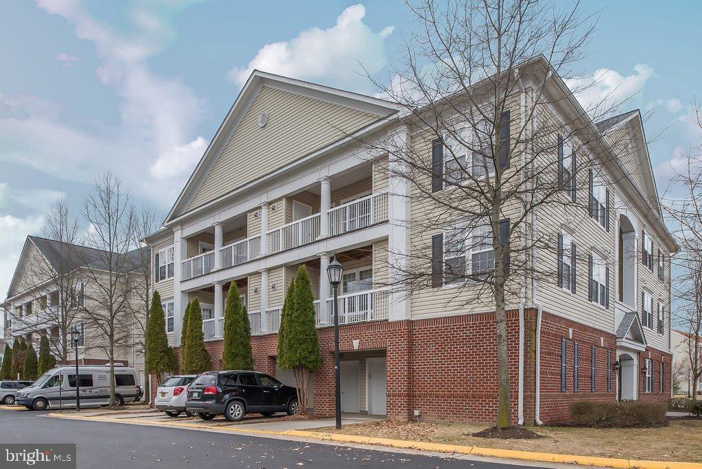 SUMMERFIELD - Residential Lease