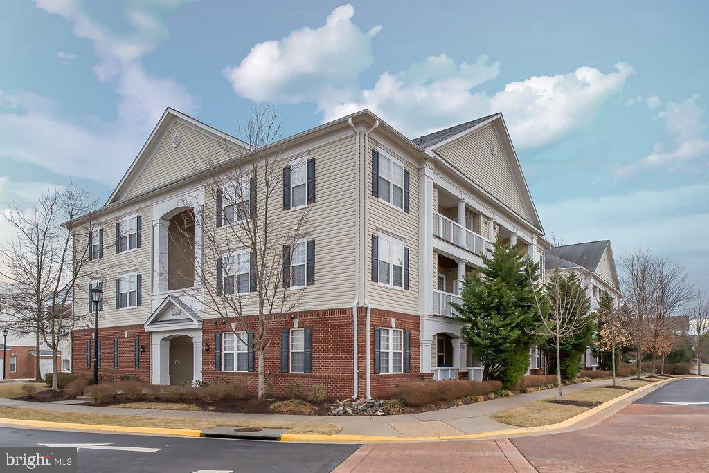 SUMMERFIELD - Residential Lease