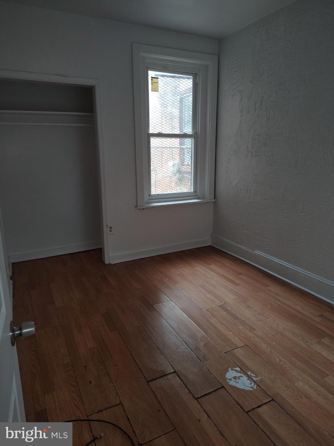 STRAWBERRY MANSION - Residential Income