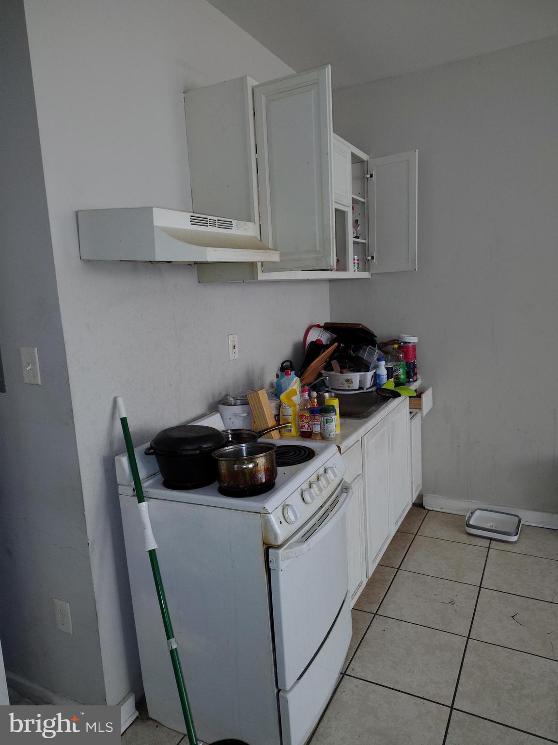 STRAWBERRY MANSION - Residential Income