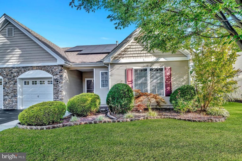 Photo of 70 Nightingale Drive, HAMILTON, NJ 08690 (MLS # NJME2067132)
