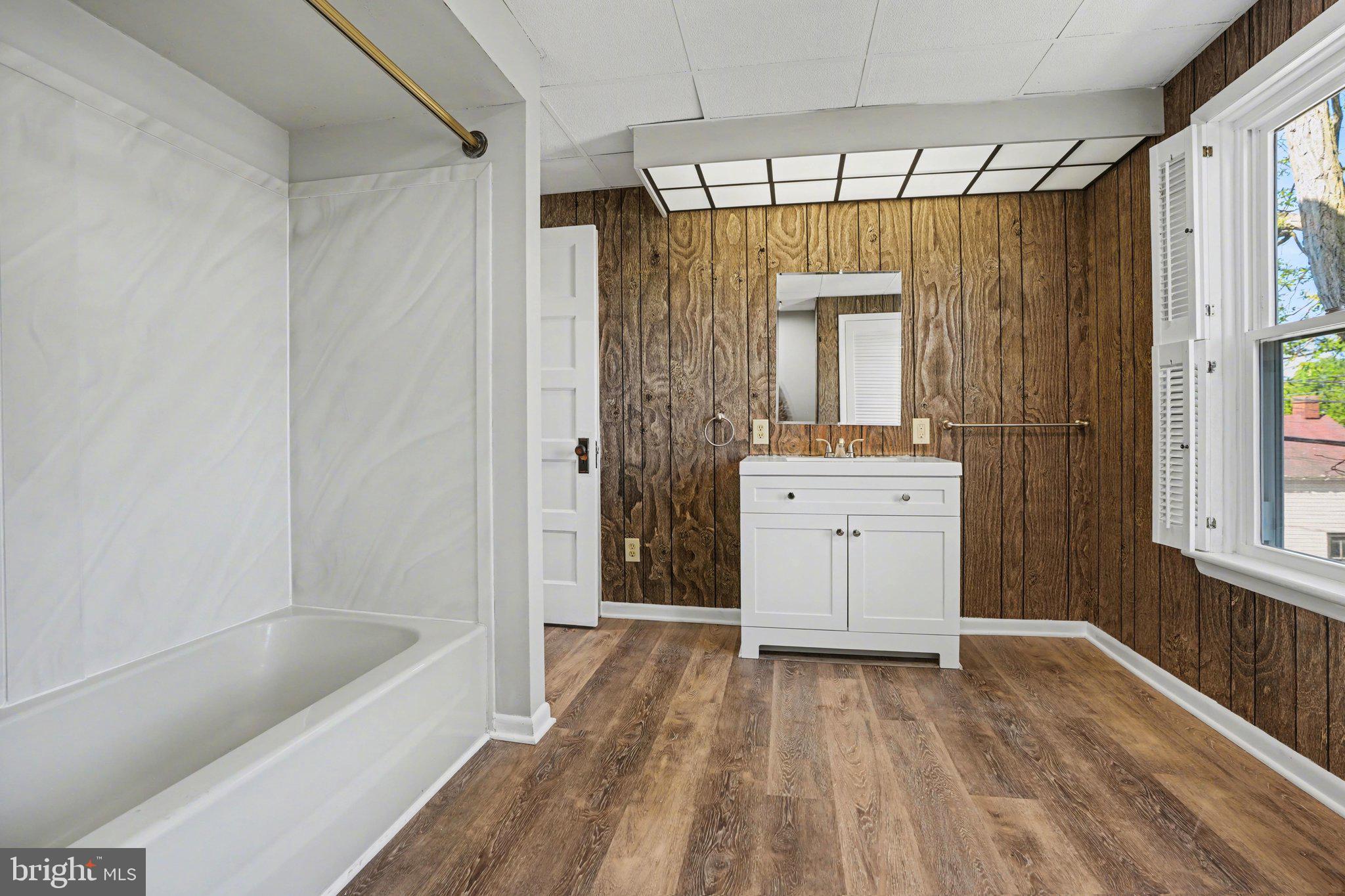 LITTLESTOWN - Residential