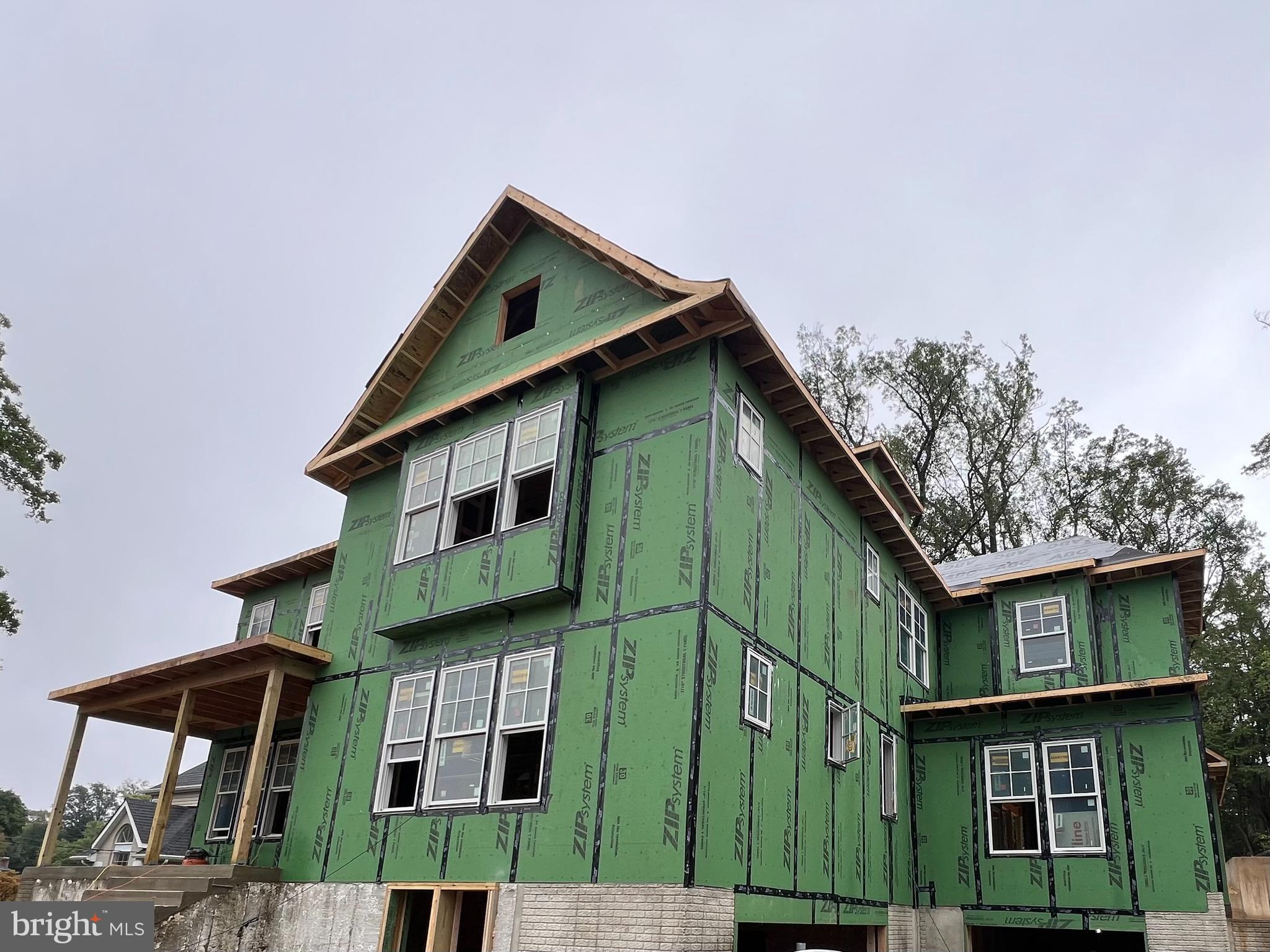 COUNTRY CLUB HILLS - Residential