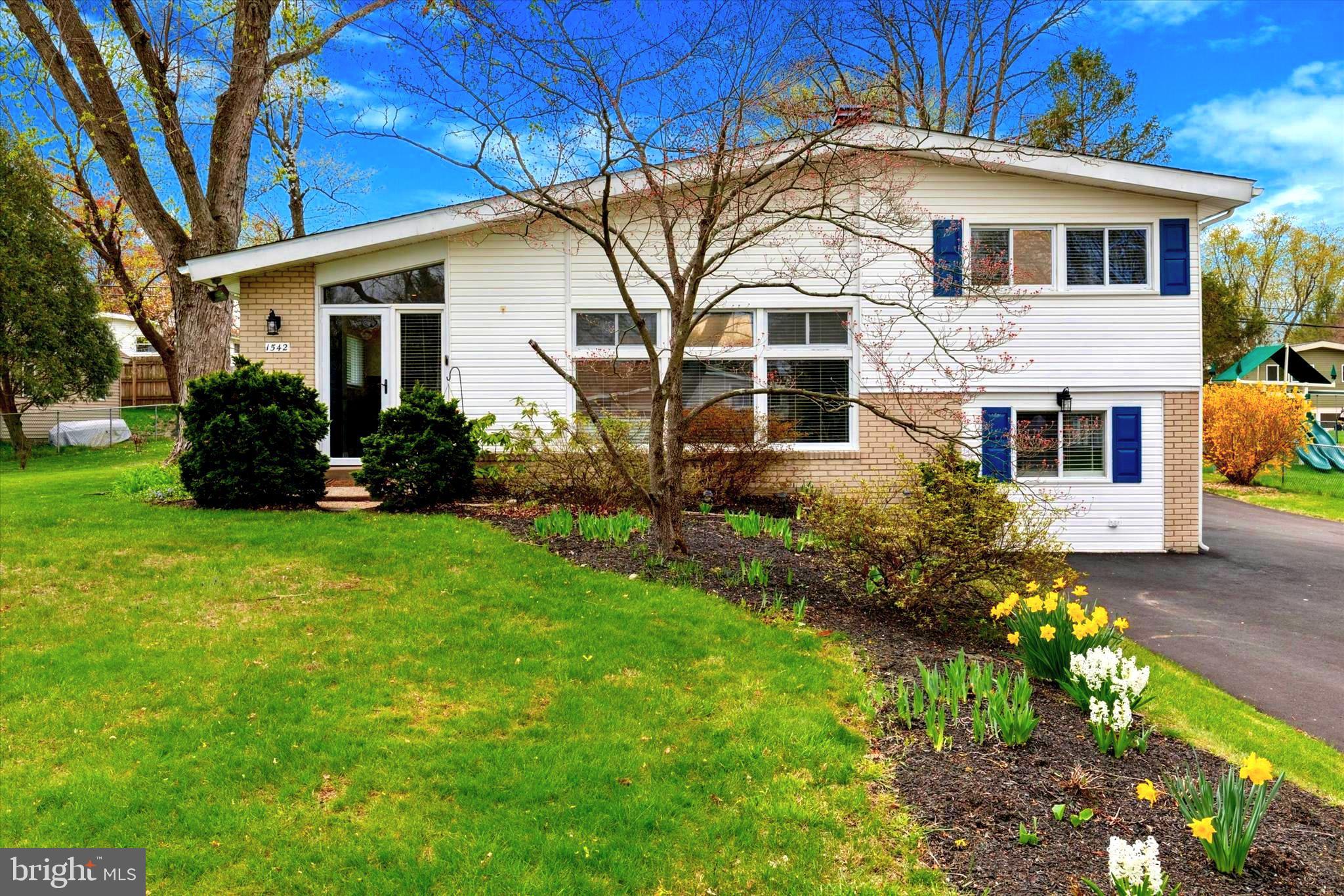 Welcome to 1542 Pulaski Drive – Blending Elegance and Charm with Modern Amenities in Center Square Green!
Nestled in the highly sought-after neighborhood of Center Square Green and located within the award-winning Wissahickon School District, this beautifully maintained 4-bedroom, 1.5-bath home with a detached 2 story garage, is the perfect blend of charm, functionality, and thoughtful upgrades.
From the moment you arrive, you’ll be drawn in by the meticulous landscaping, mature trees, and a new custom storm door that sets the tone for the welcoming atmosphere inside. Step through the front door and into a bright and airy open-concept living space, where vaulted ceilings, oak hardwood floors, and fresh paint create a space that’s both stylish and warm. Tons of windows and natural light! Enjoy this expansive 25’ x 15’ family room flowing seamlessly into the updated kitchen with tiled backsplash, and a countertop peninsula with seating for 4+ people. The kitchen also includes a Bosch dishwasher, gas cooking and over the range microwave. New custom Anderson sliding doors open up to a 16’ x 15’ rear patio, perfect for entertaining and family time, enjoying the private backyard with lush, manicured landscaping. A gardener's dream with room to grow and expand. The newer roof (2022) and exterior vinyl siding provides peace of mind and is ideal for low-maintenance curb appeal.
The spacious upper level features 3 large bedrooms, each filled with natural light and tons of closet and storage space. The newly and tastefully renovated hall bath features subway tile walls, new vanity, and tile floors.
The lower level also gets ample natural light and offers laundry, and a generous family/playroom/office that could be used as a 4th bedroom, as well as a powder room. A separate mechanical room contains the high efficiency HVAC system for year-round comfort.
The 110-foot wide driveway provides parking for 10+ cars, culminating in an oversized 24-foot wide DETACHED garage with a full second floor, offering incredible potential to be finished for a studio, office, or extra living space.
This home offers all the amenities of suburban Blue Bell living, Just a short stroll to Centre Square Park and easy access to the local shopping and dining and Route 202, Ambler and King of Prussia, and just a short commute to Center City Philadelphia.