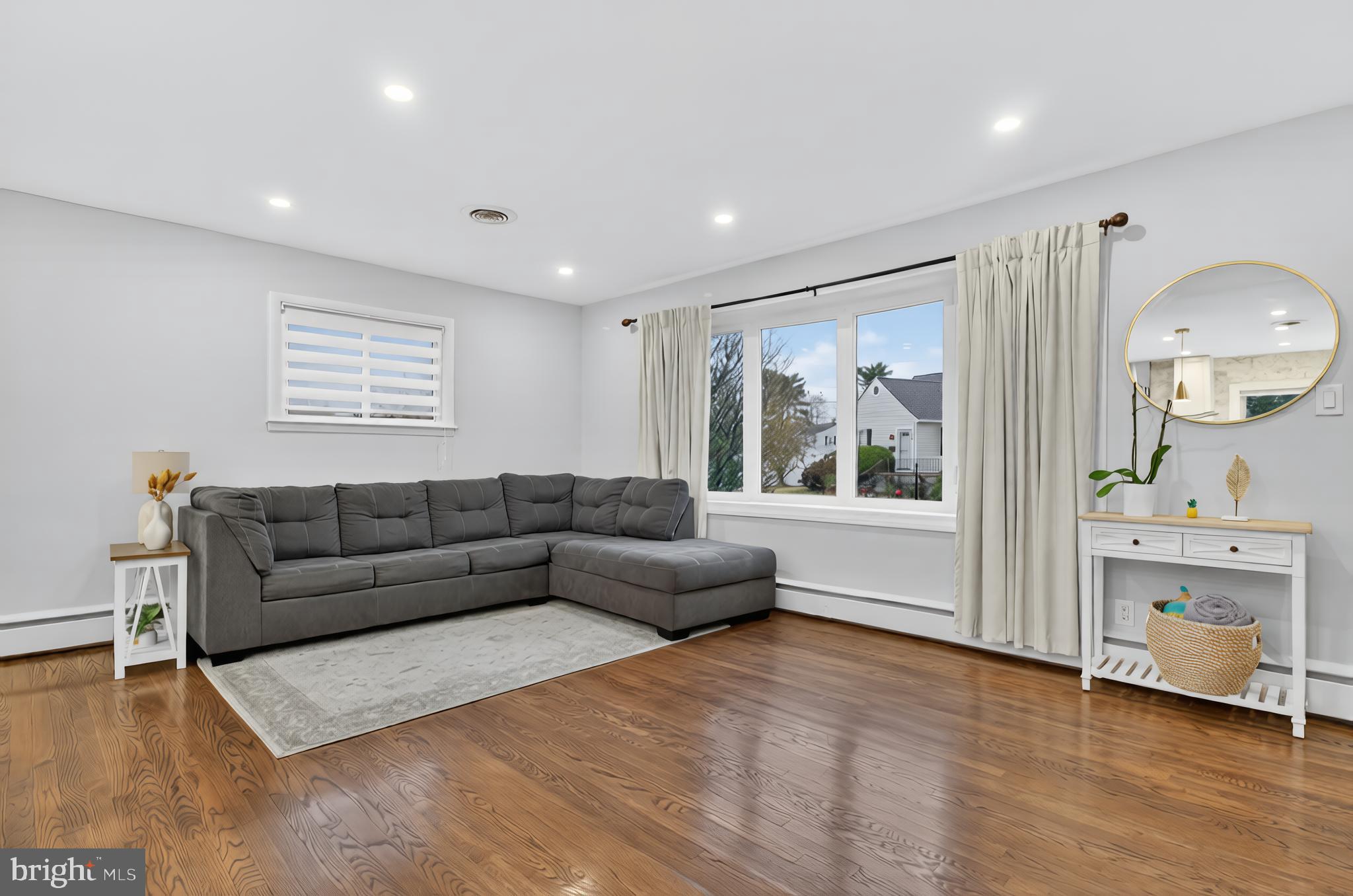 MICHAELTON MANOR - Residential