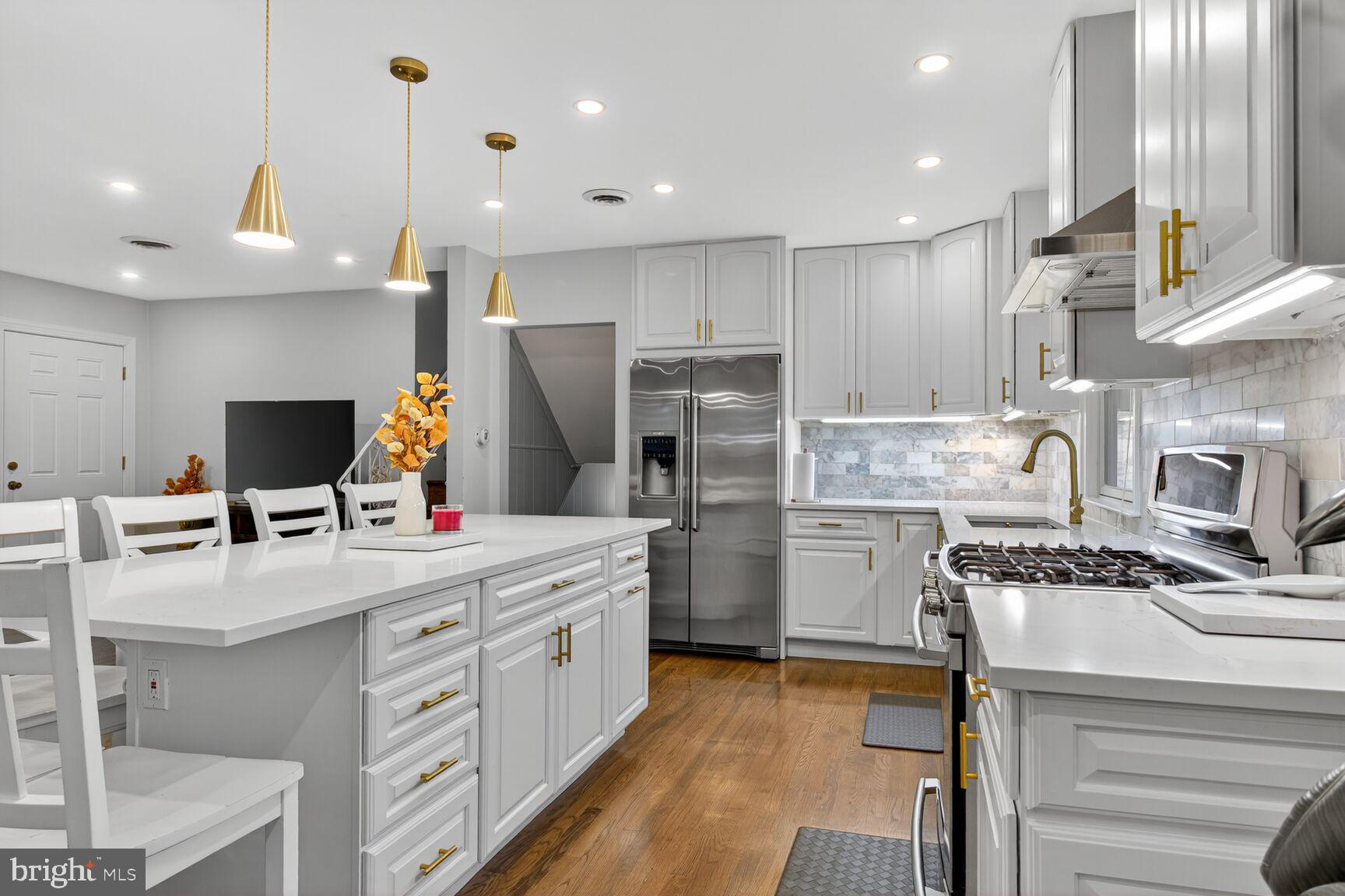 MICHAELTON MANOR - Residential