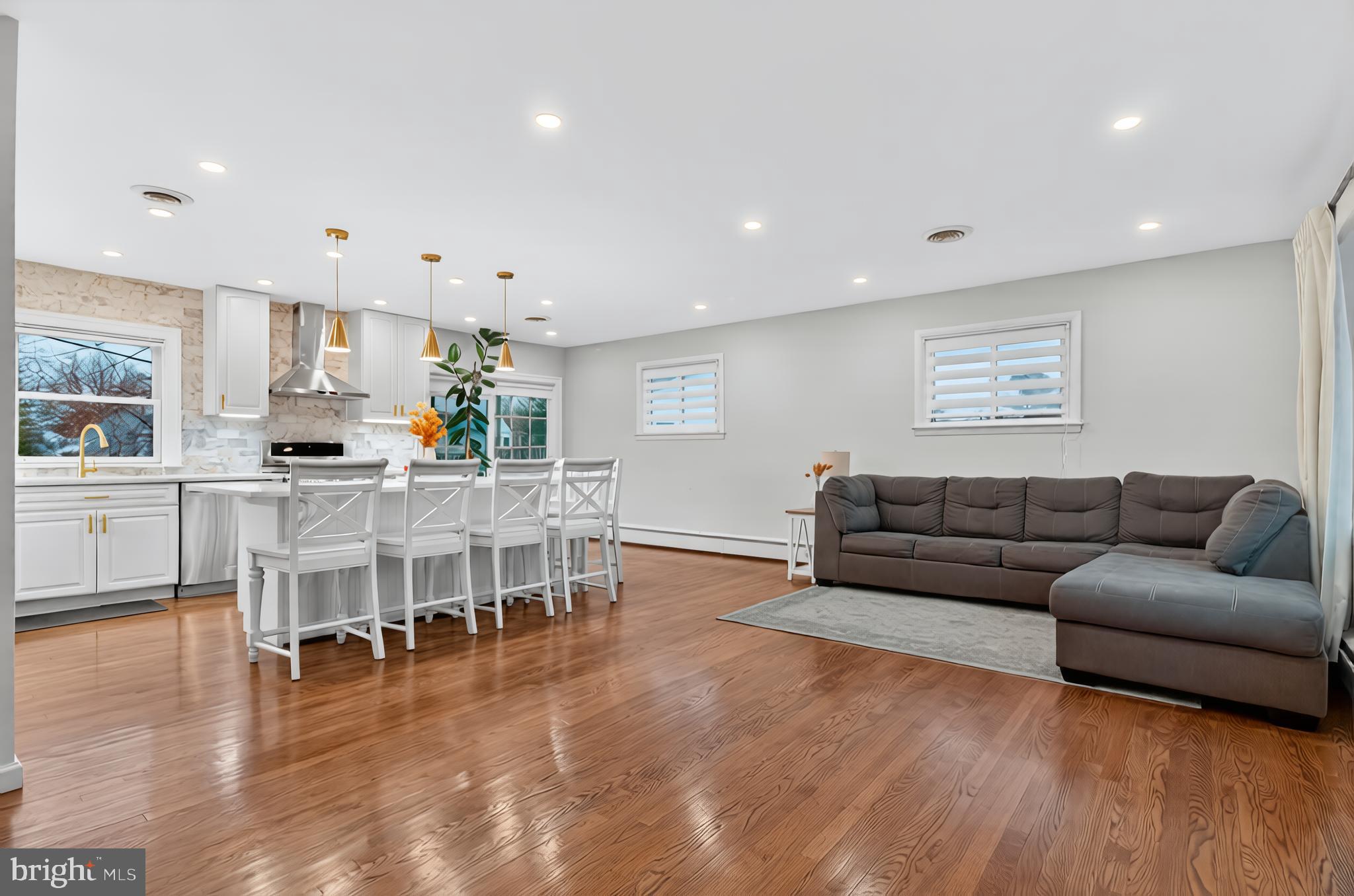 MICHAELTON MANOR - Residential