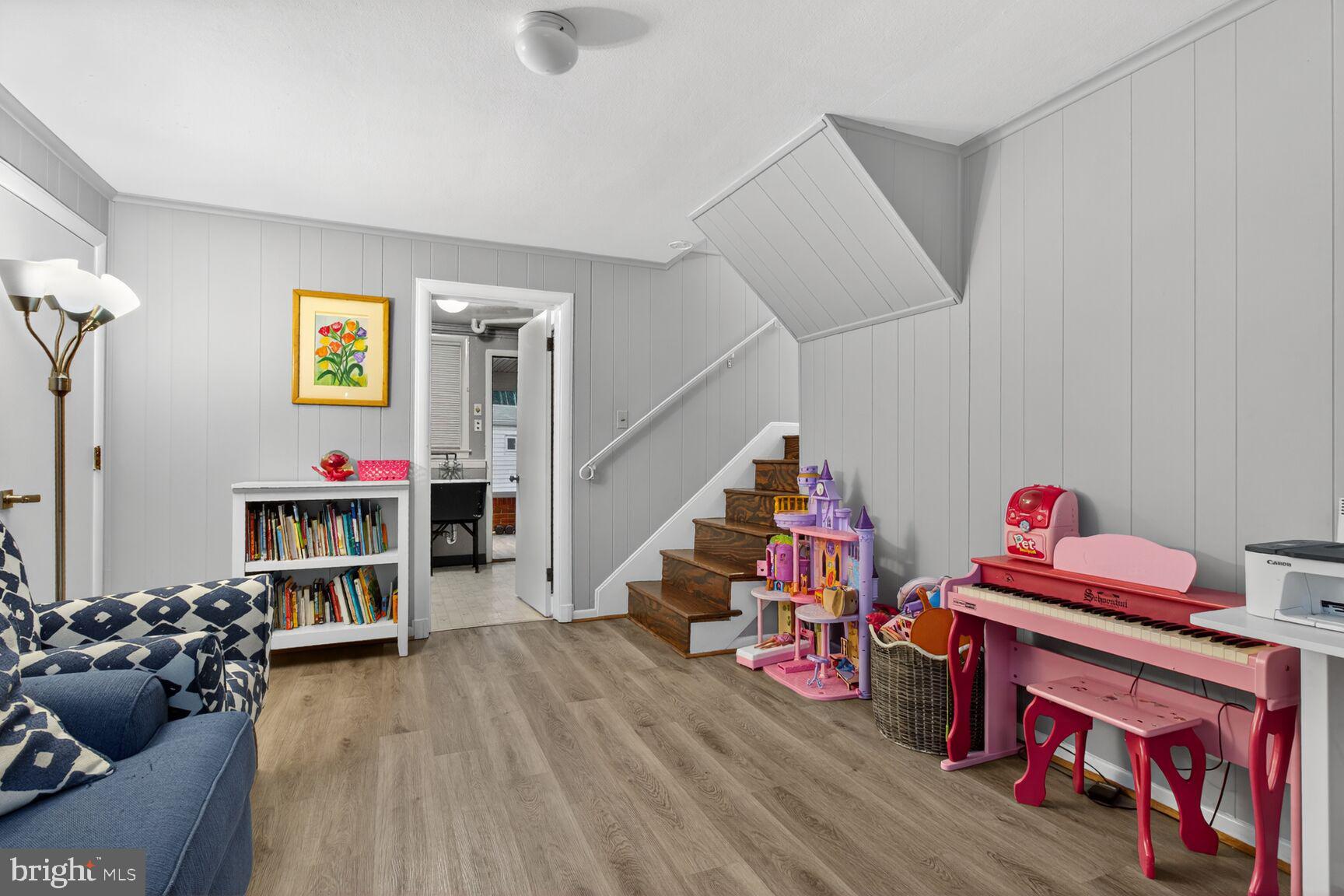 MICHAELTON MANOR - Residential