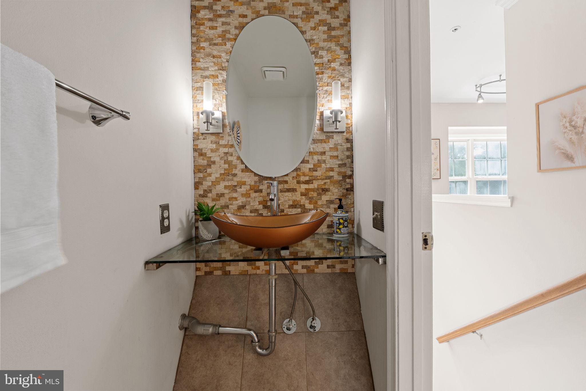 18503 CARRIAGE WALK CIRCLE