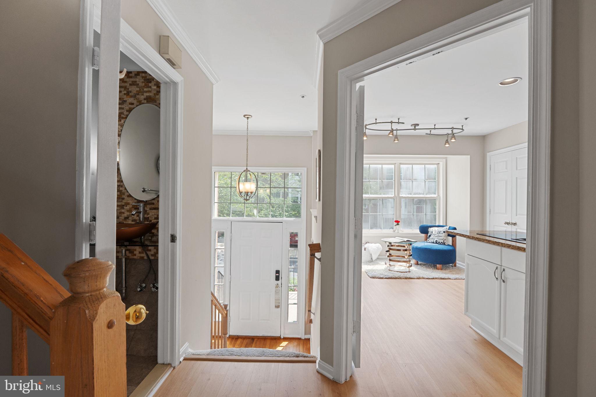 18503 CARRIAGE WALK CIRCLE