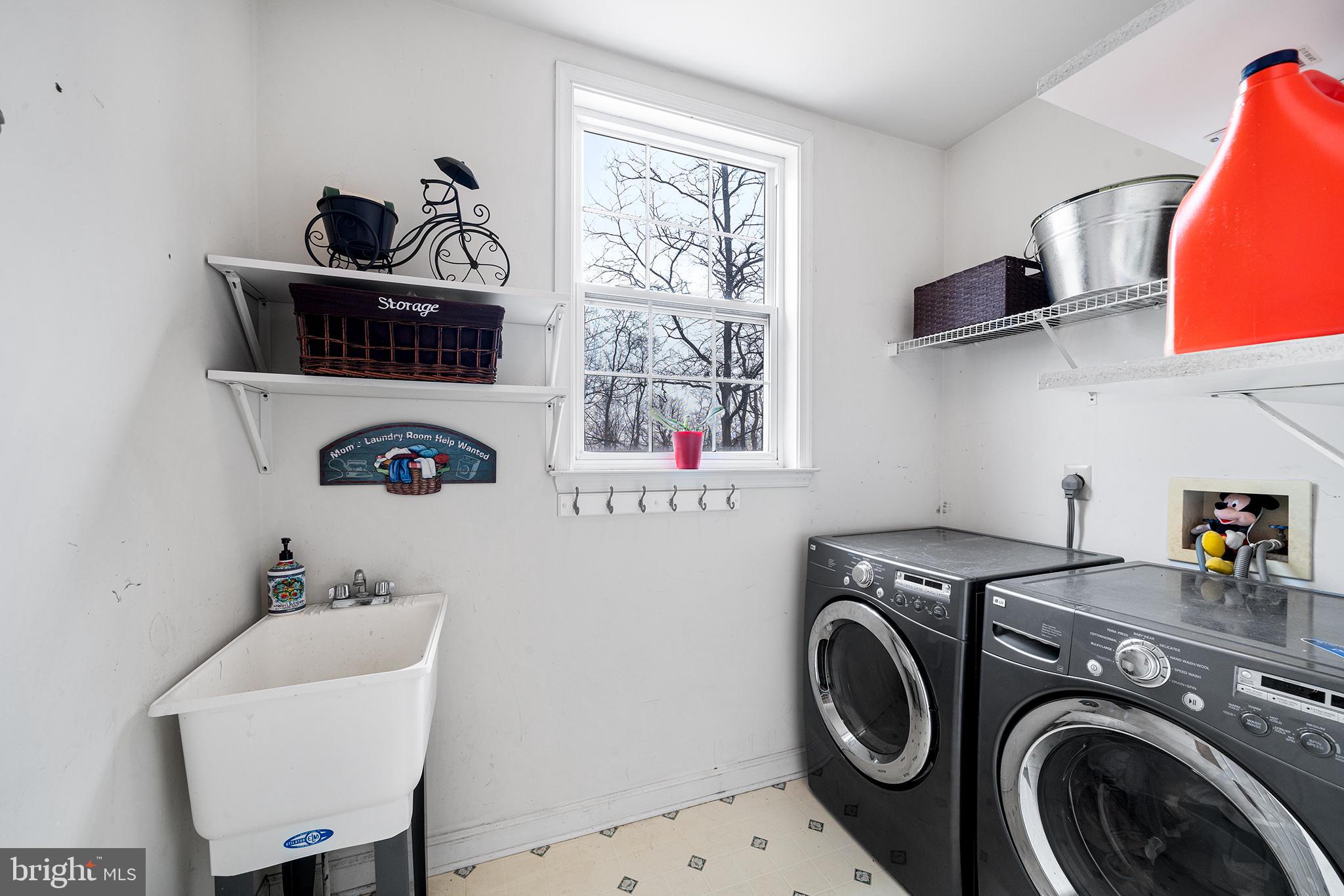 CHARLESTOWN HUNT - Residential