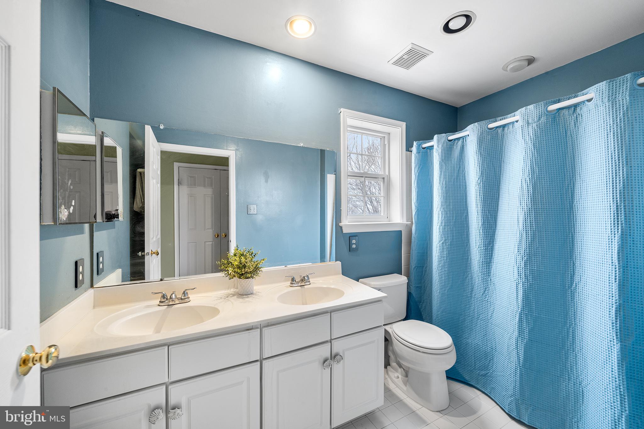 CHARLESTOWN HUNT - Residential