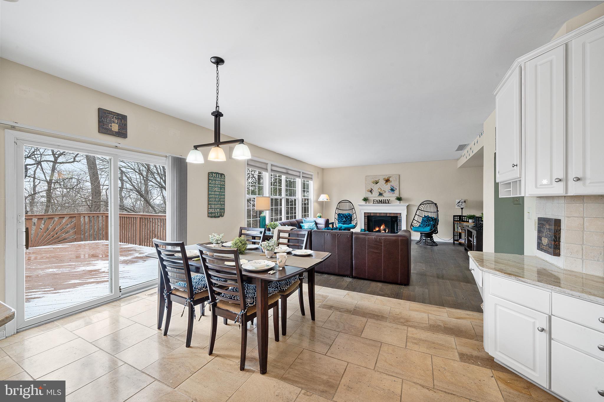 CHARLESTOWN HUNT - Residential