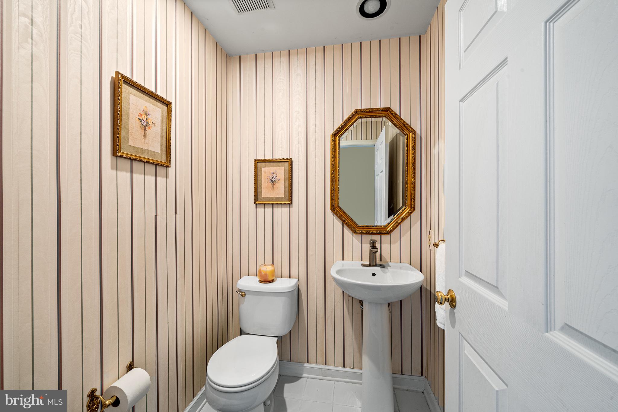 CHARLESTOWN HUNT - Residential