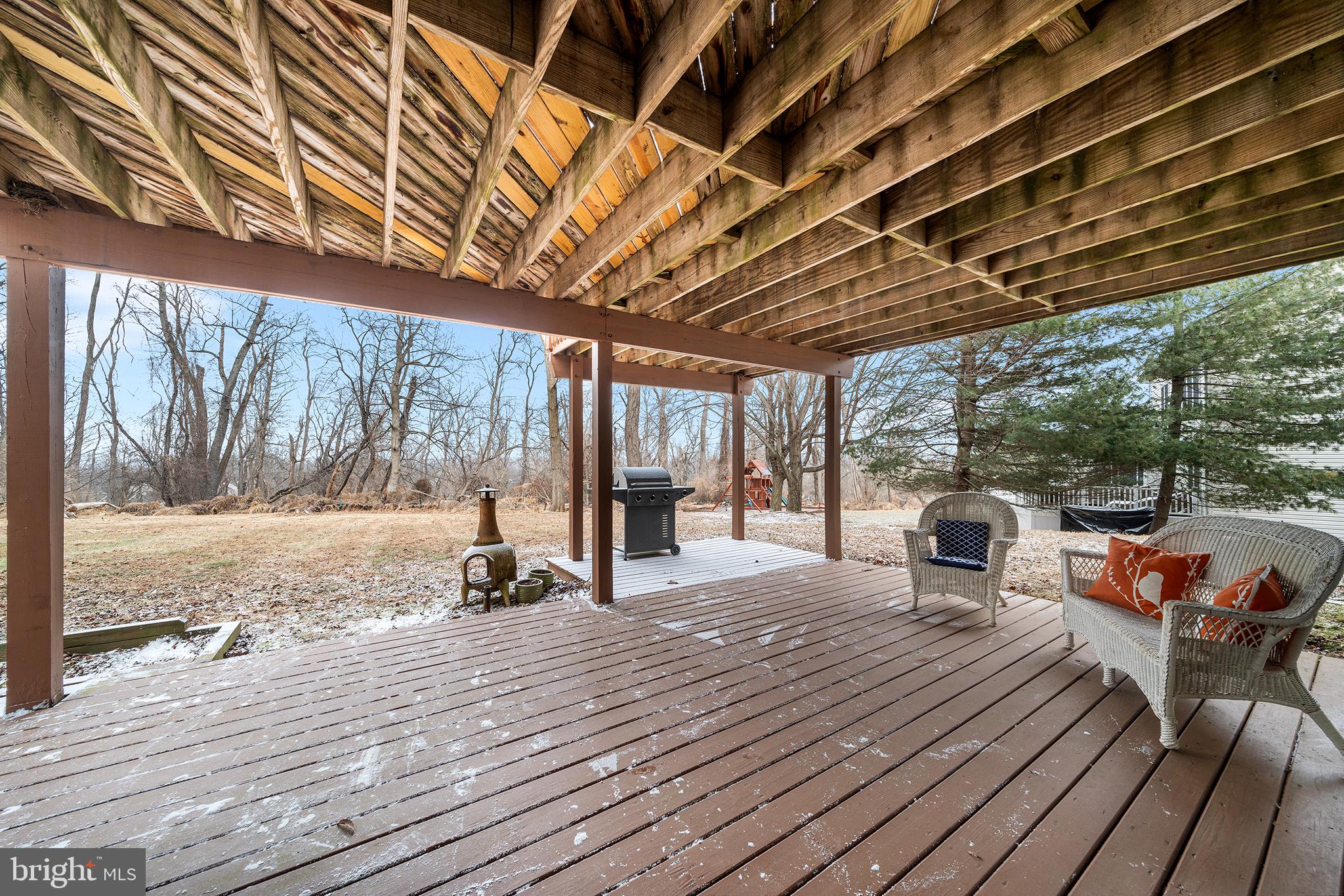 CHARLESTOWN HUNT - Residential