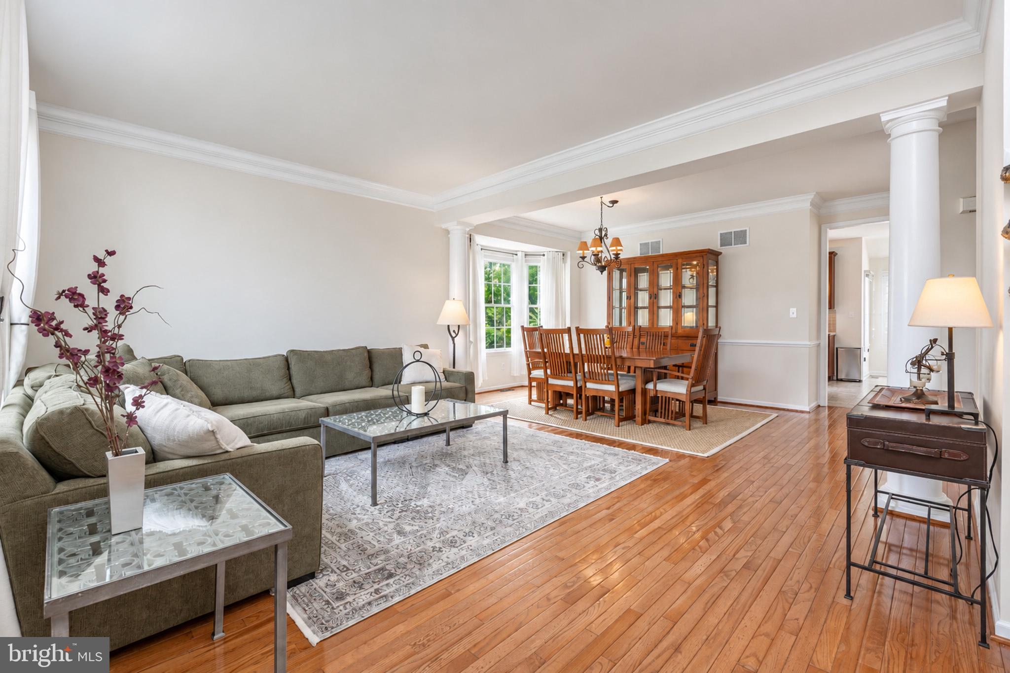12 HEDLEY DR